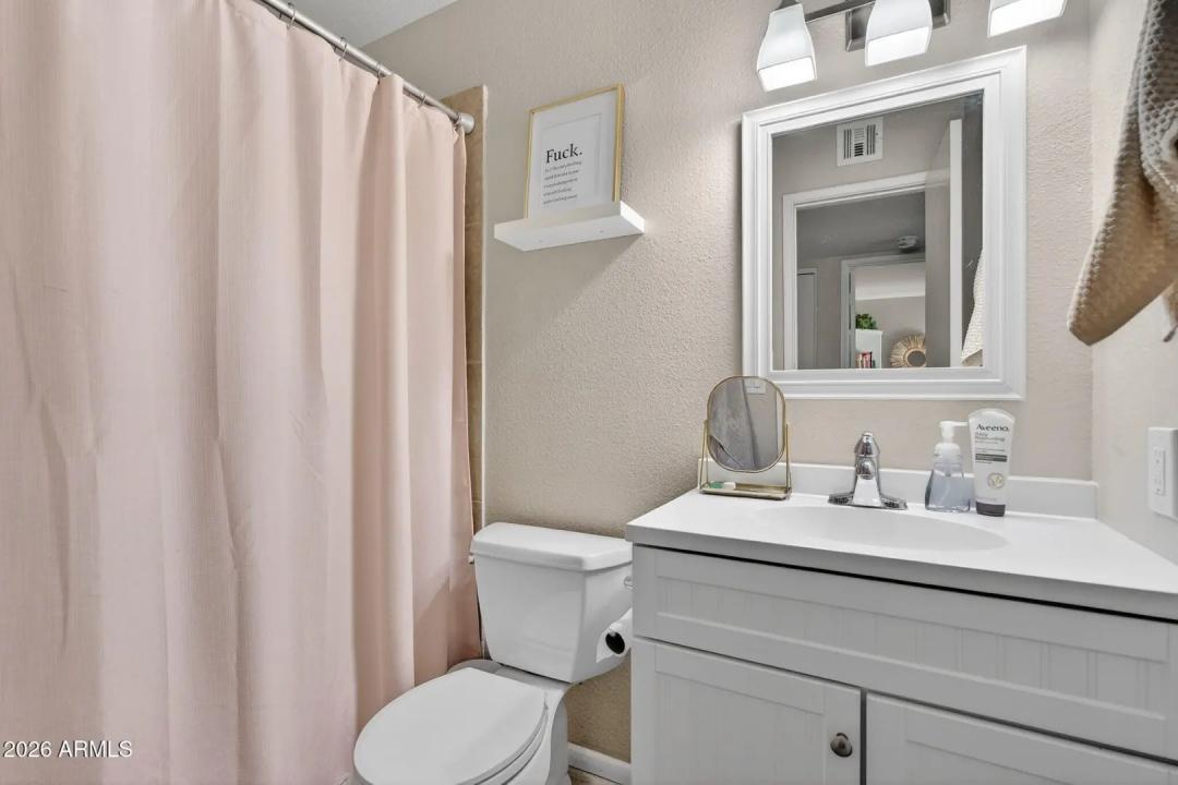 Real Estate Picture 20