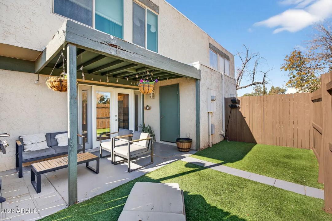 Real Estate Picture 22