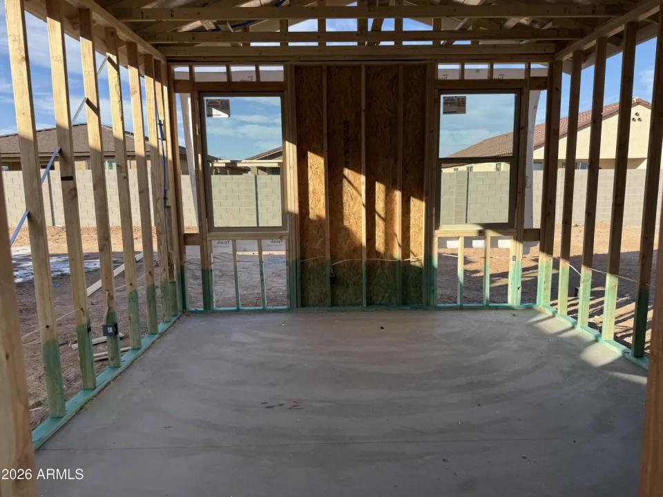 Real Estate Picture 6