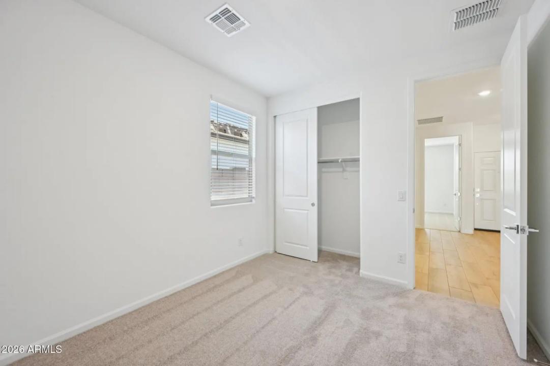 Real Estate Picture 22