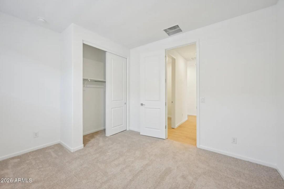 Real Estate Picture 24