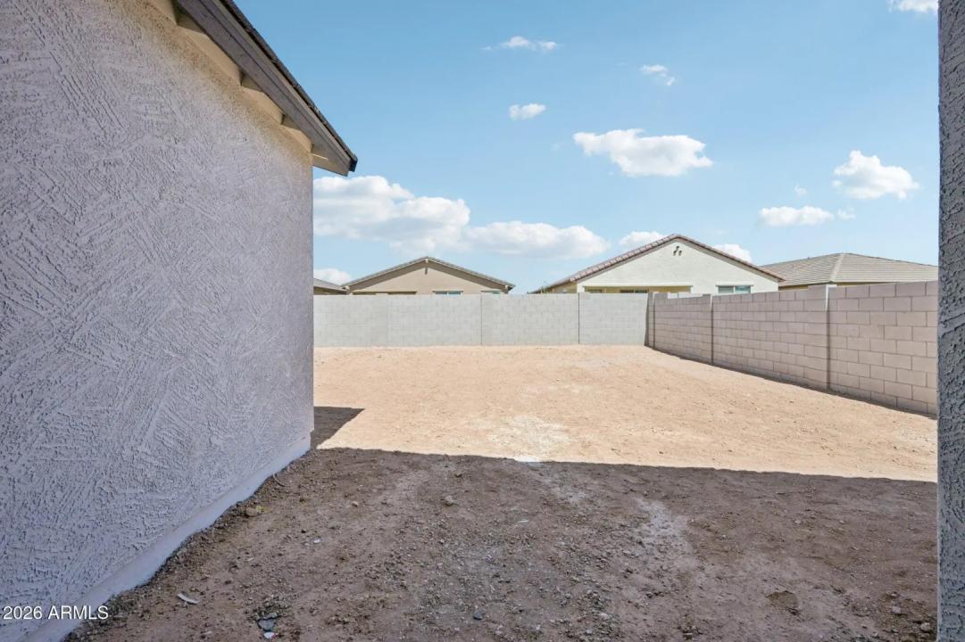 Real Estate Picture 35