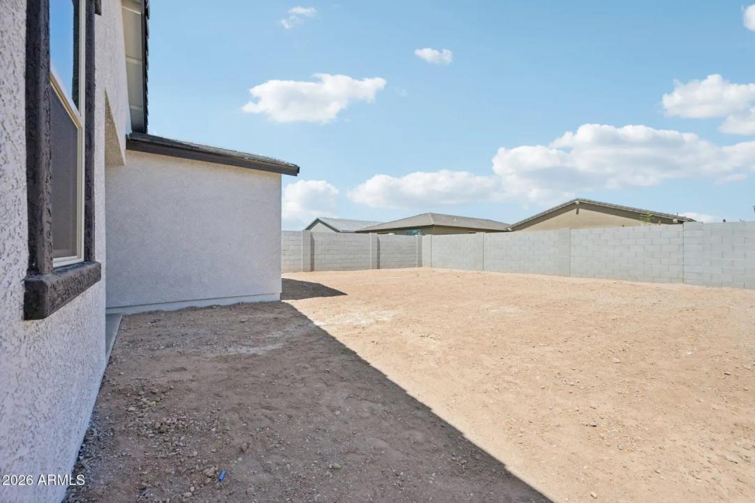 Real Estate Picture 36