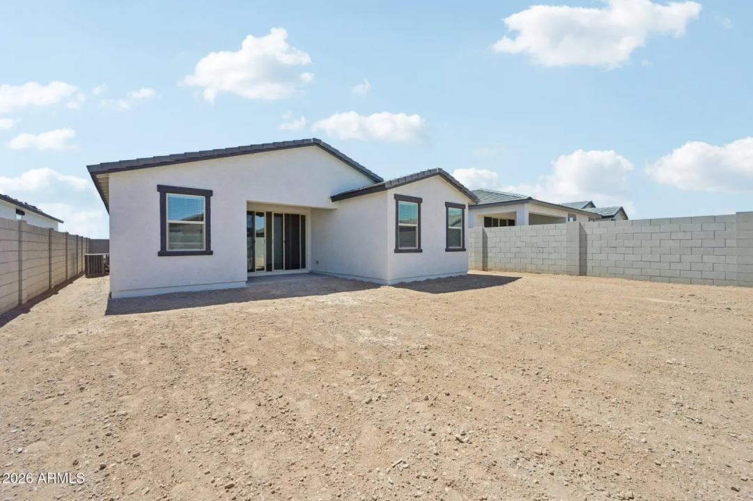 Real Estate Picture 37