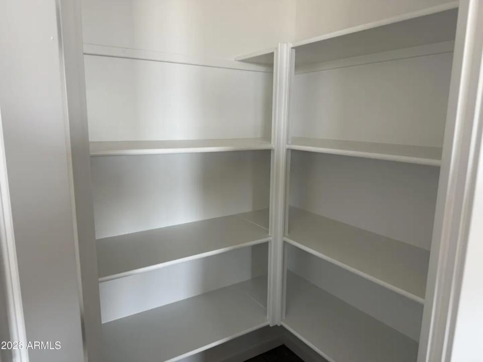 Real Estate Picture 7