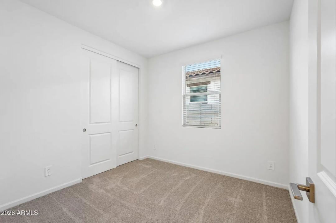 Real Estate Picture 21