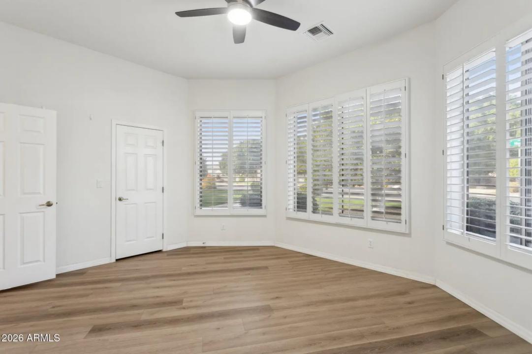 Real Estate Picture 28