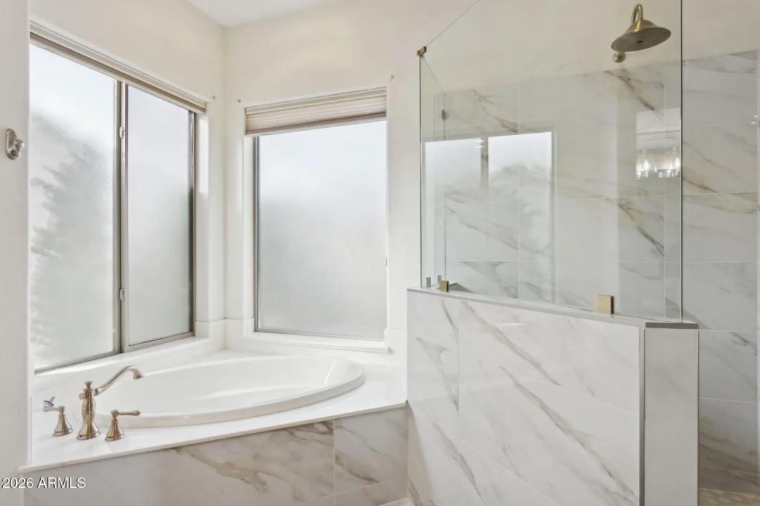 Real Estate Picture 24