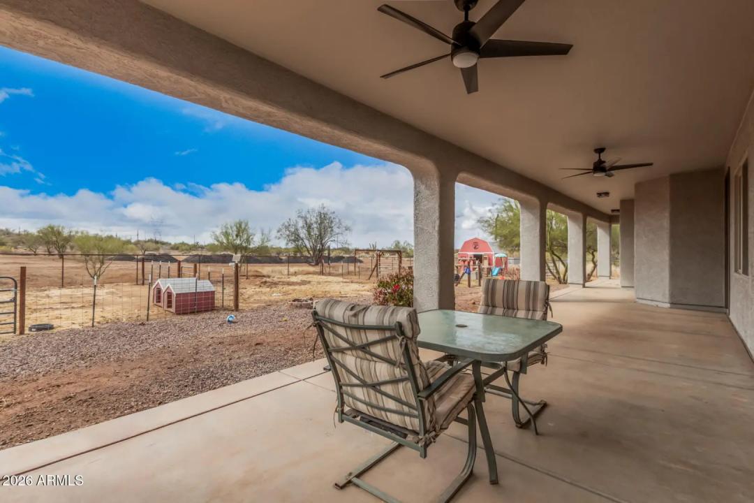 Real Estate Picture 42