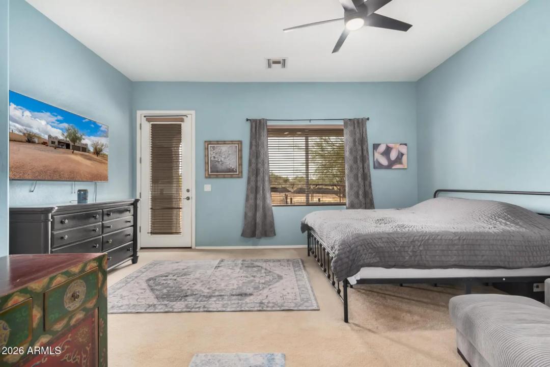 Real Estate Picture 34