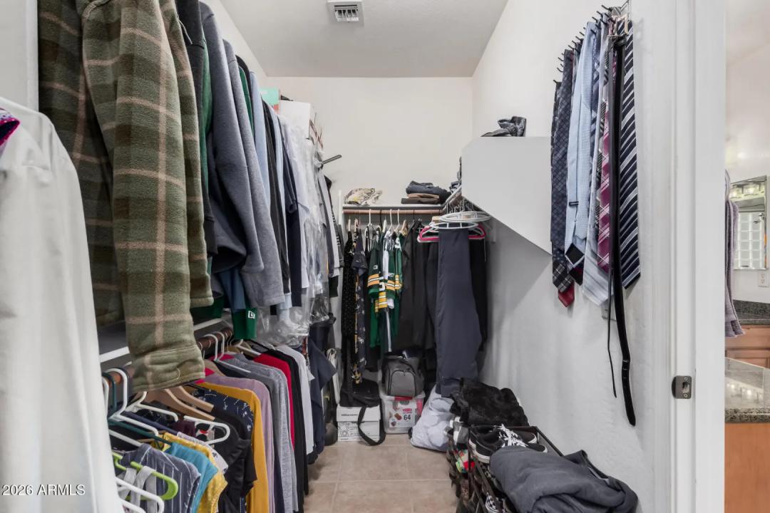 Real Estate Picture 36