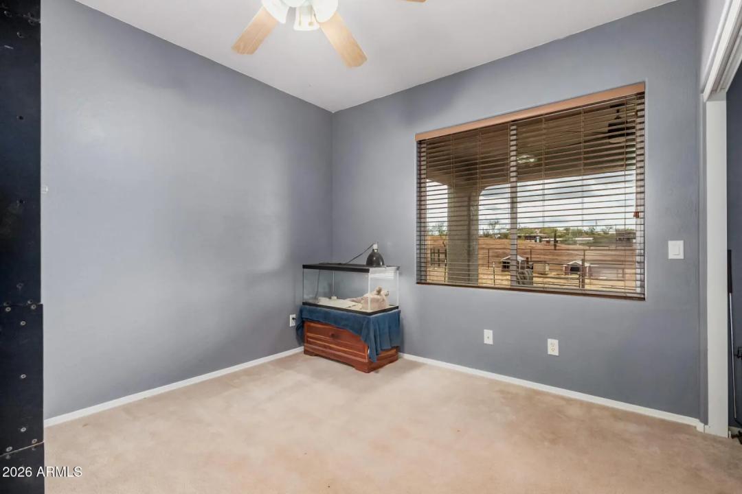 Real Estate Picture 33