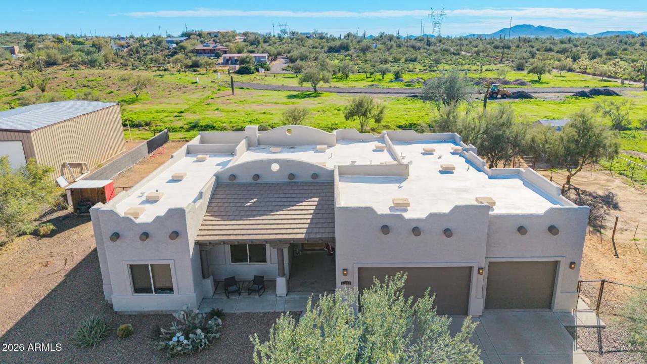 Real Estate Picture 5