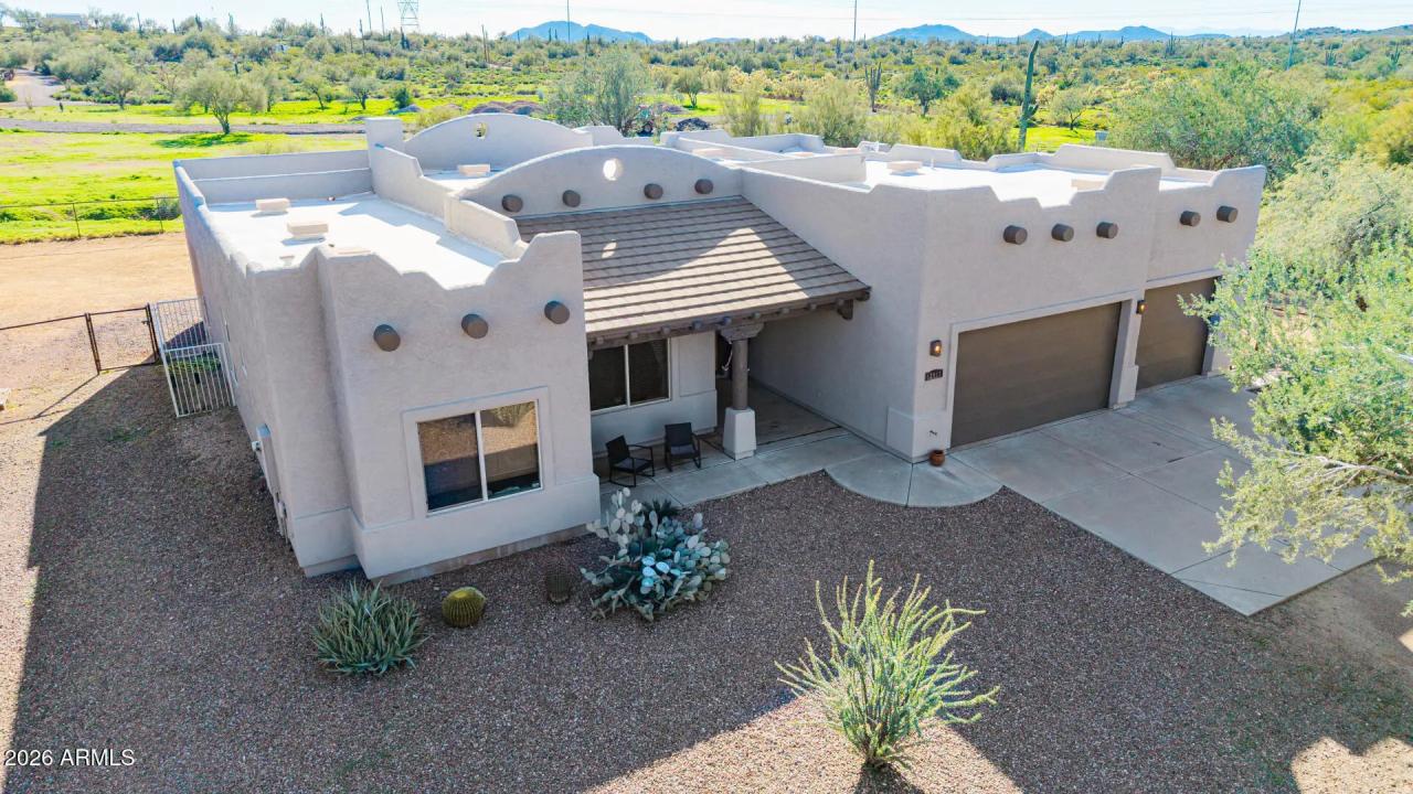 Real Estate Picture 6