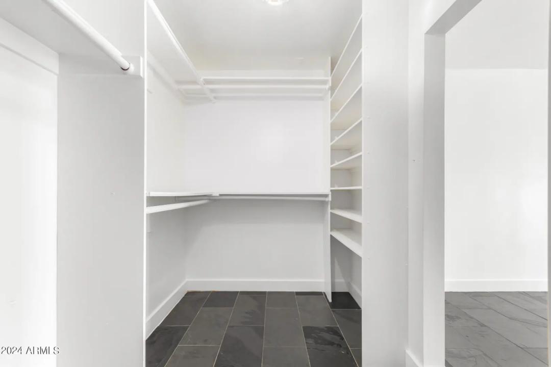 Real Estate Picture 23