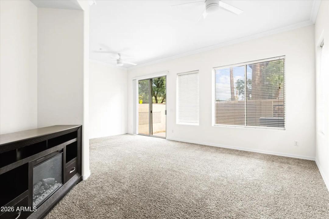 Real Estate Picture 5