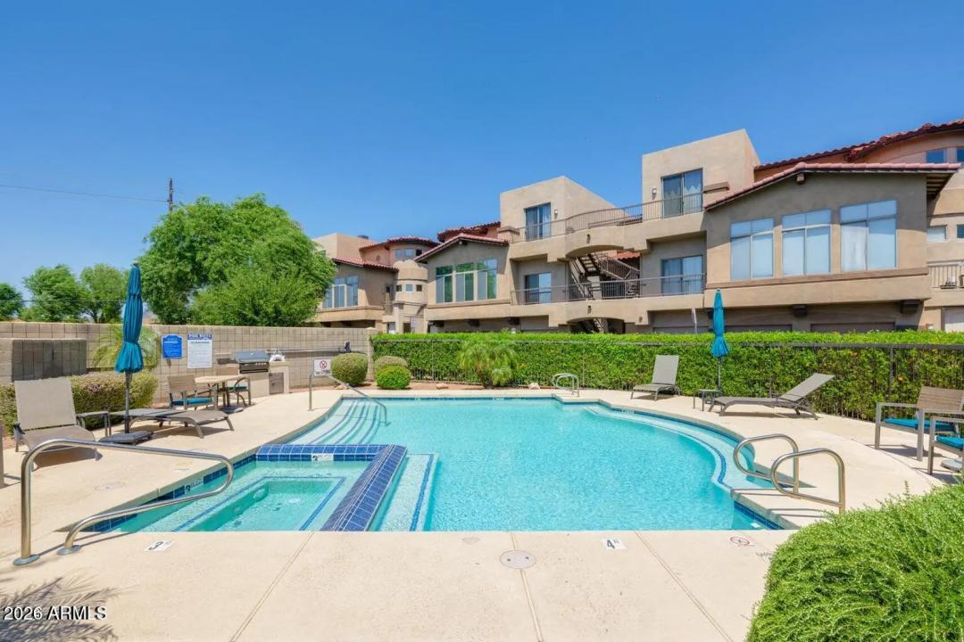 Real Estate Picture 28