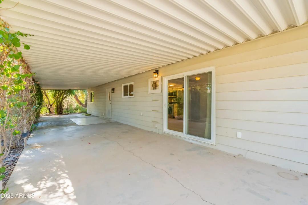 Real Estate Picture 22