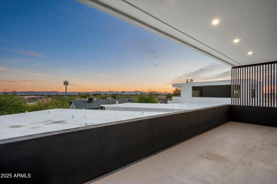 Real Estate Picture 41