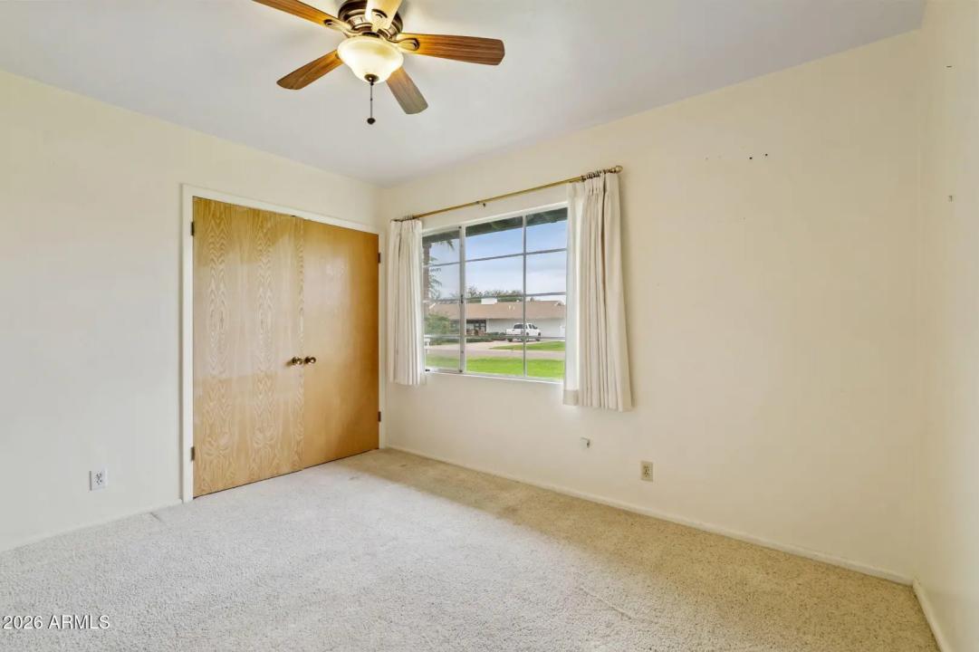 Real Estate Picture 19