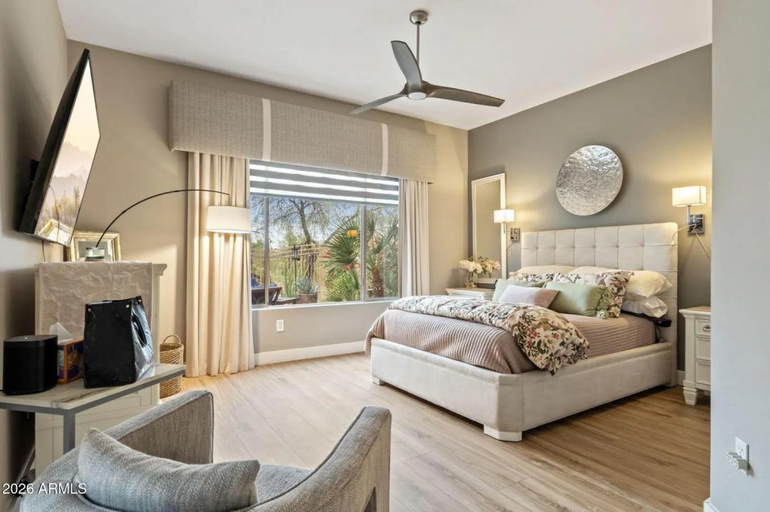 Real Estate Picture 18