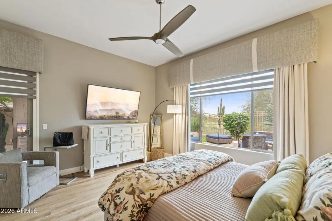 Real Estate Picture 20