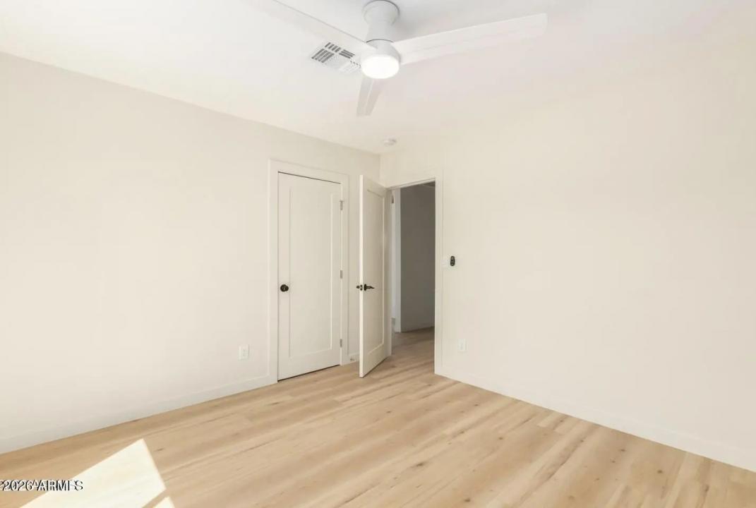 Real Estate Picture 26