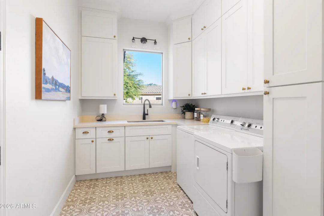 Real Estate Picture 39