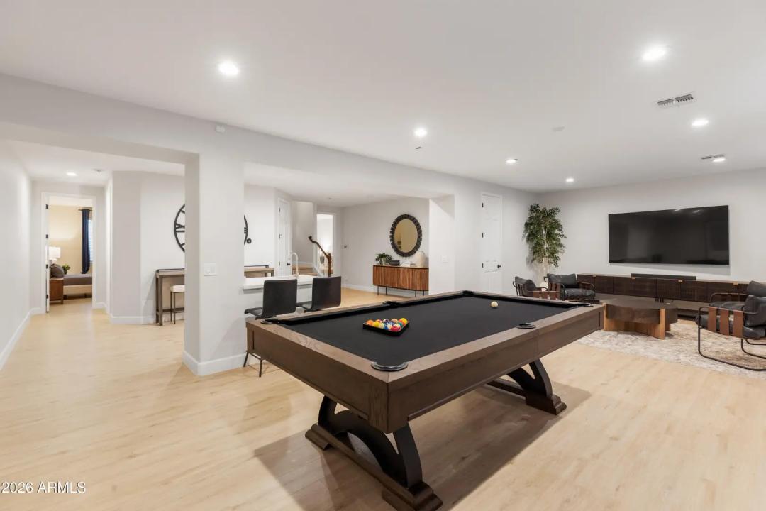 Real Estate Picture 33