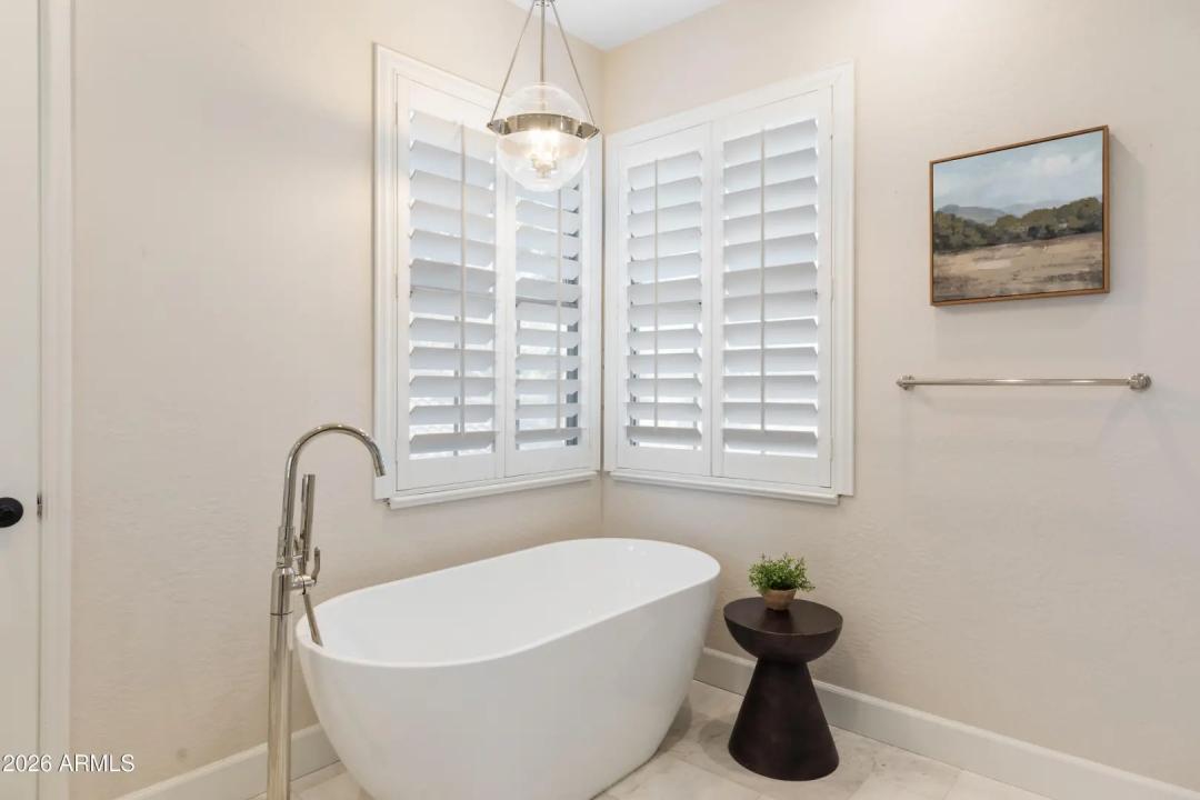 Real Estate Picture 21