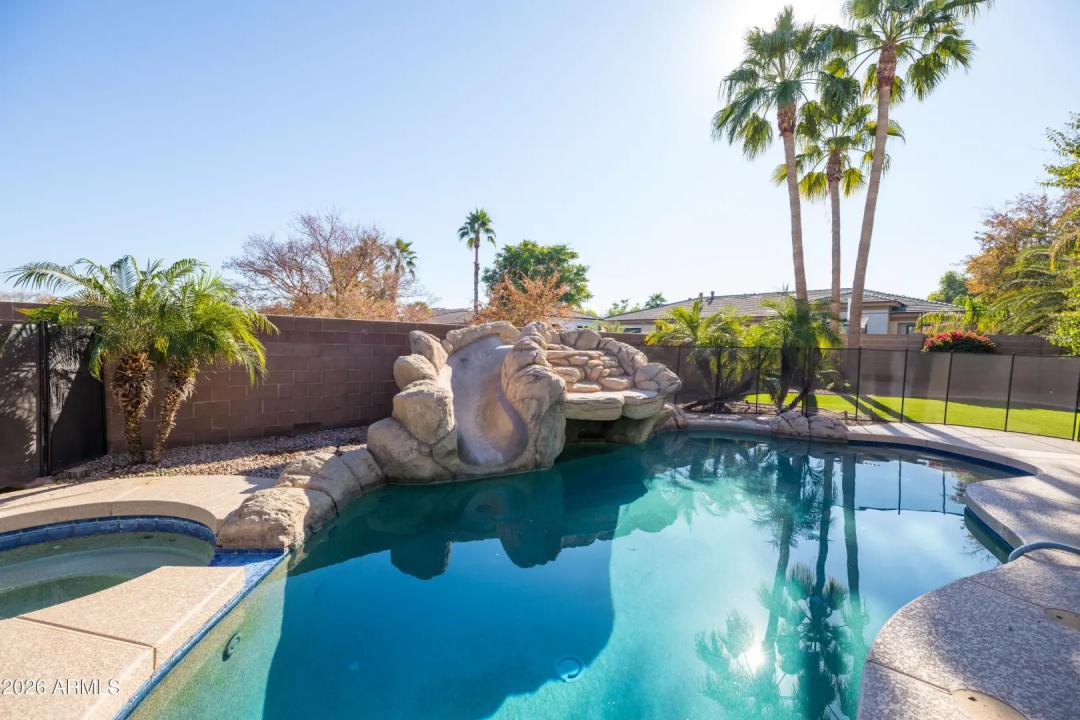 Real Estate Picture 46