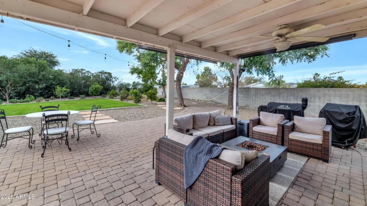 Real Estate Picture 20