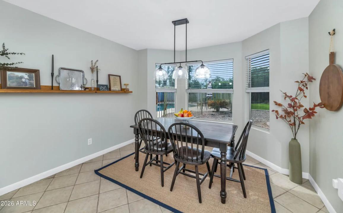 Real Estate Picture 6