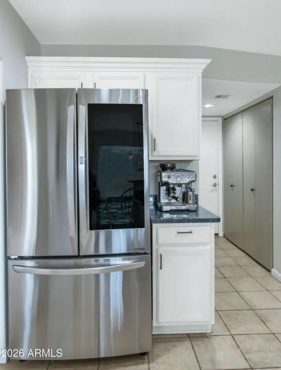 Real Estate Picture 10