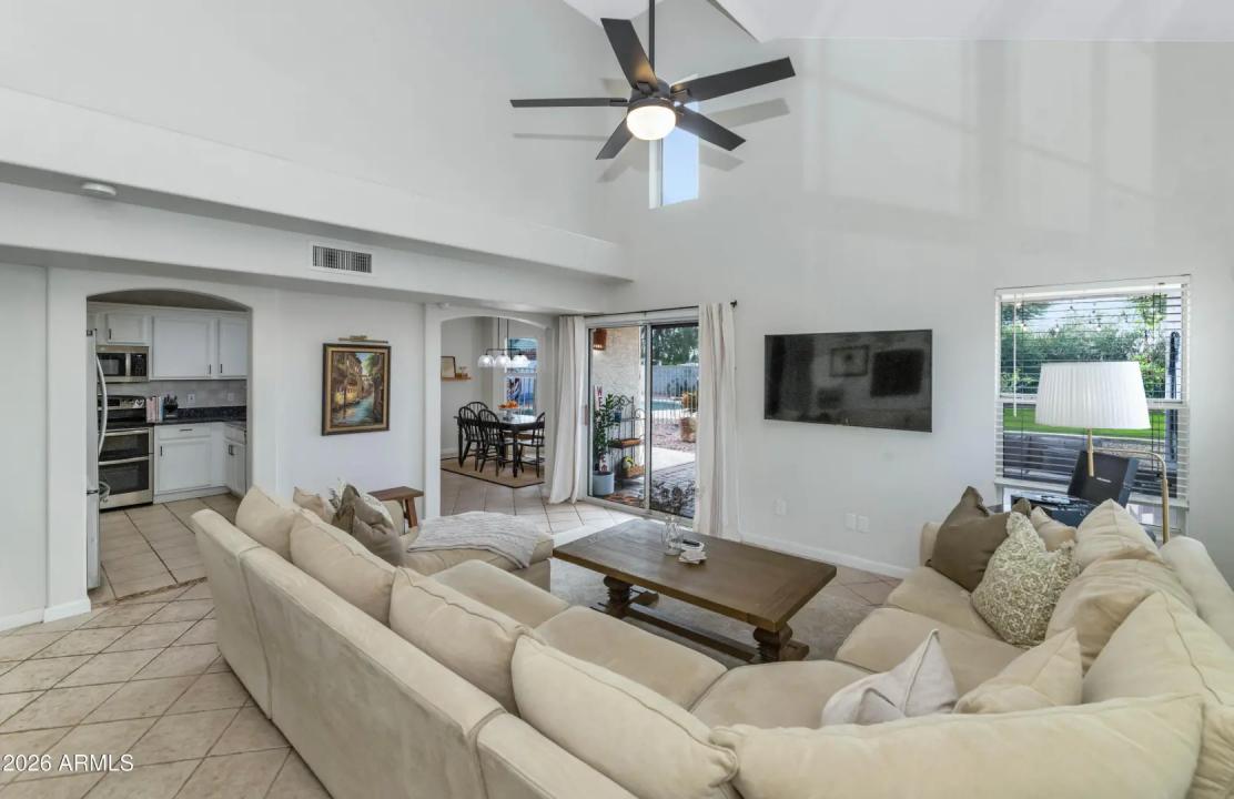 Real Estate Picture 2