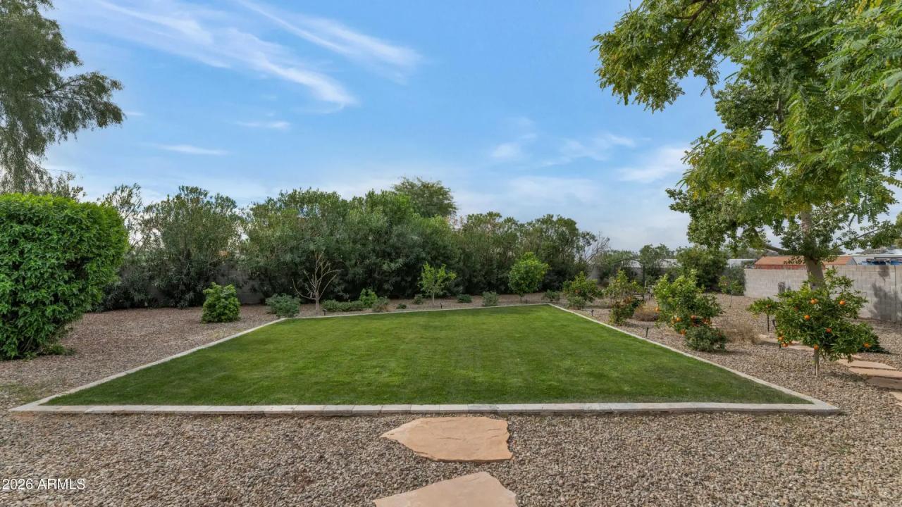 Real Estate Picture 26