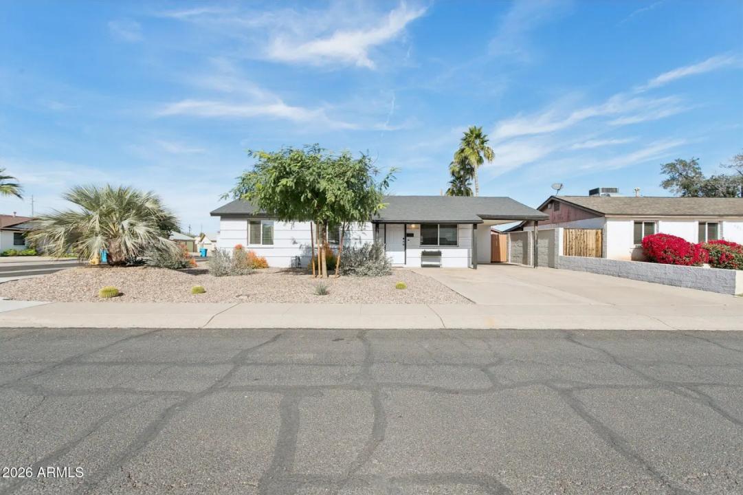 Real Estate Picture 2