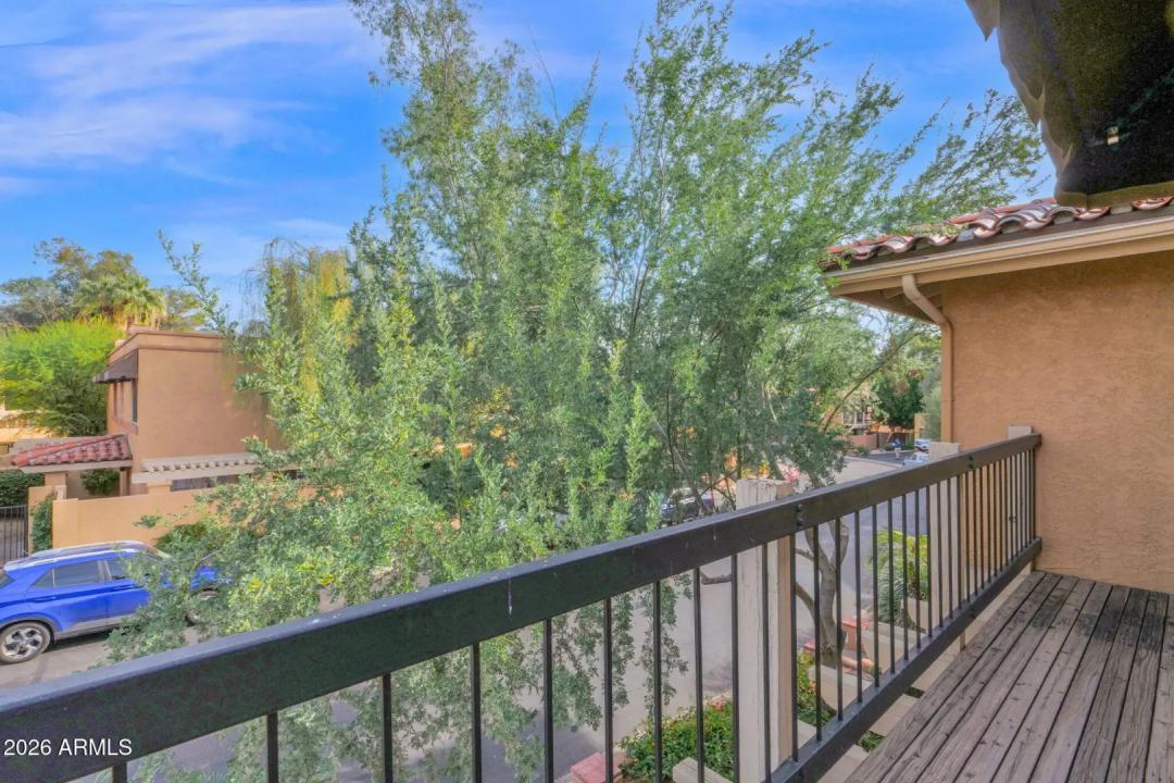 Real Estate Picture 20