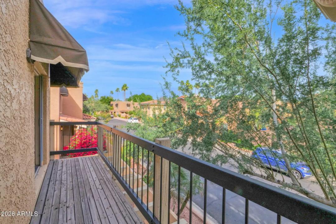 Real Estate Picture 21