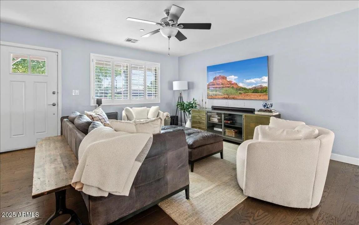 Real Estate Picture 2