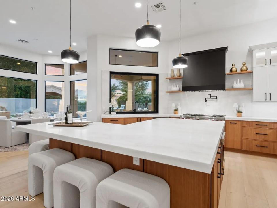 Real Estate Picture 27