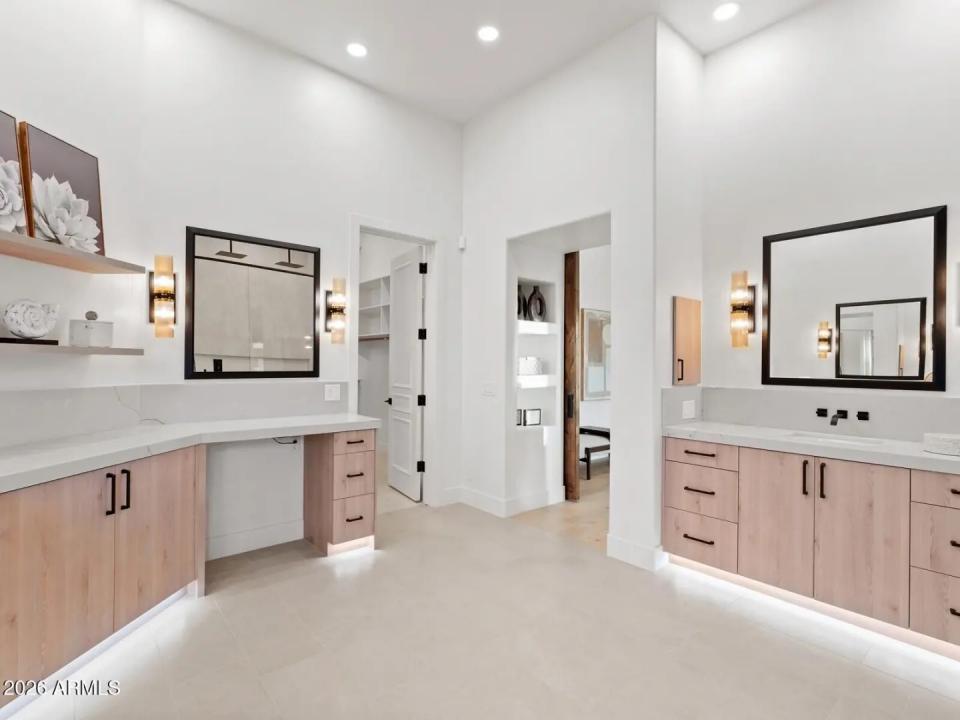 Real Estate Picture 48