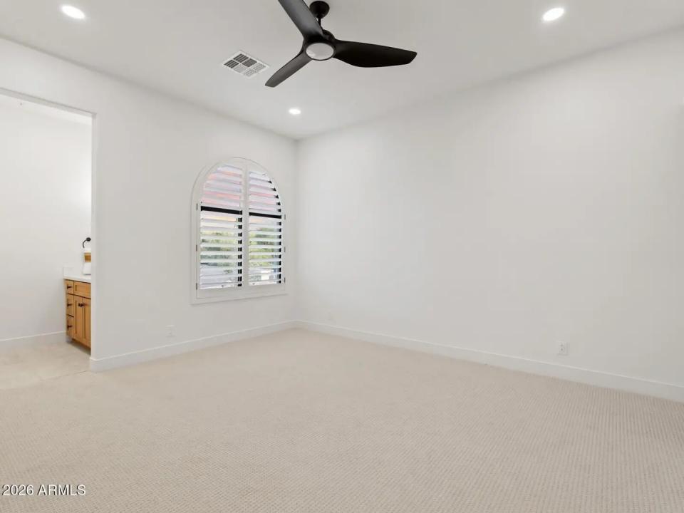 Real Estate Picture 60