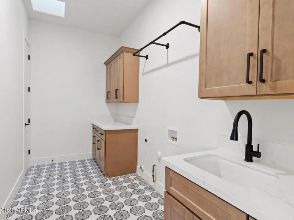 Real Estate Picture 67