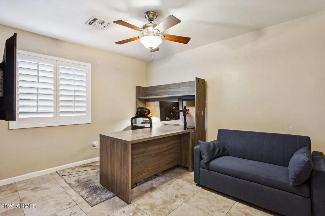 Real Estate Picture 19