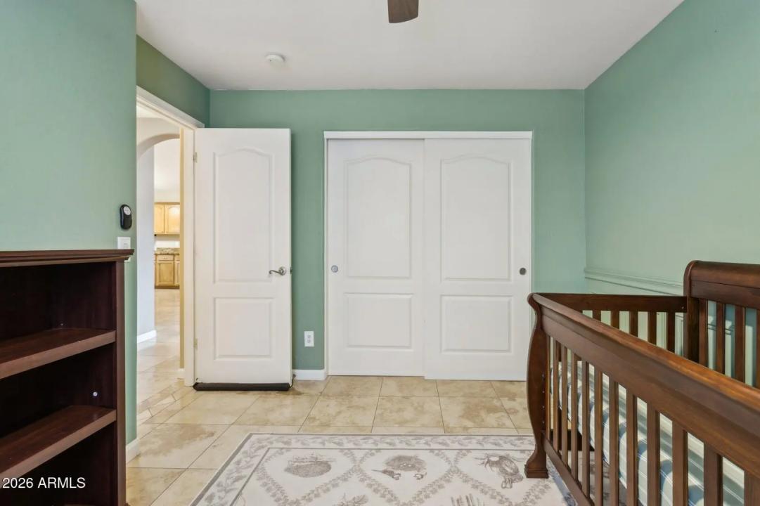 Real Estate Picture 25
