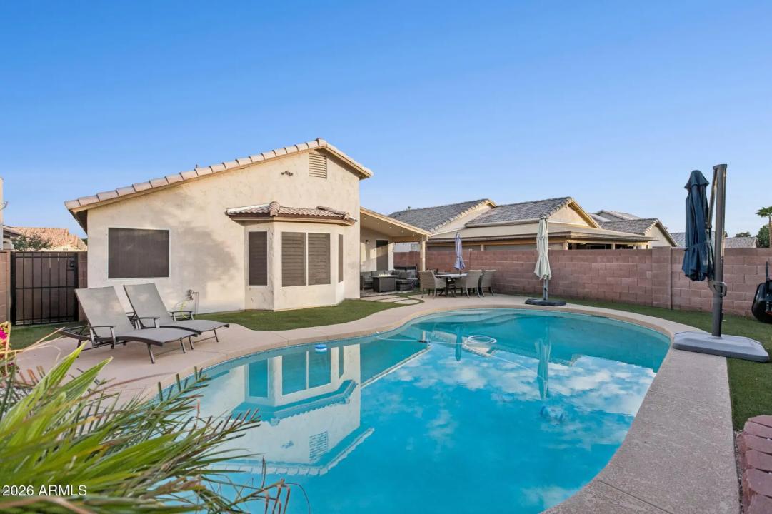 Real Estate Picture 30