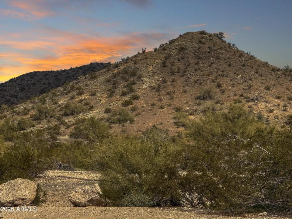 Real Estate Picture 34