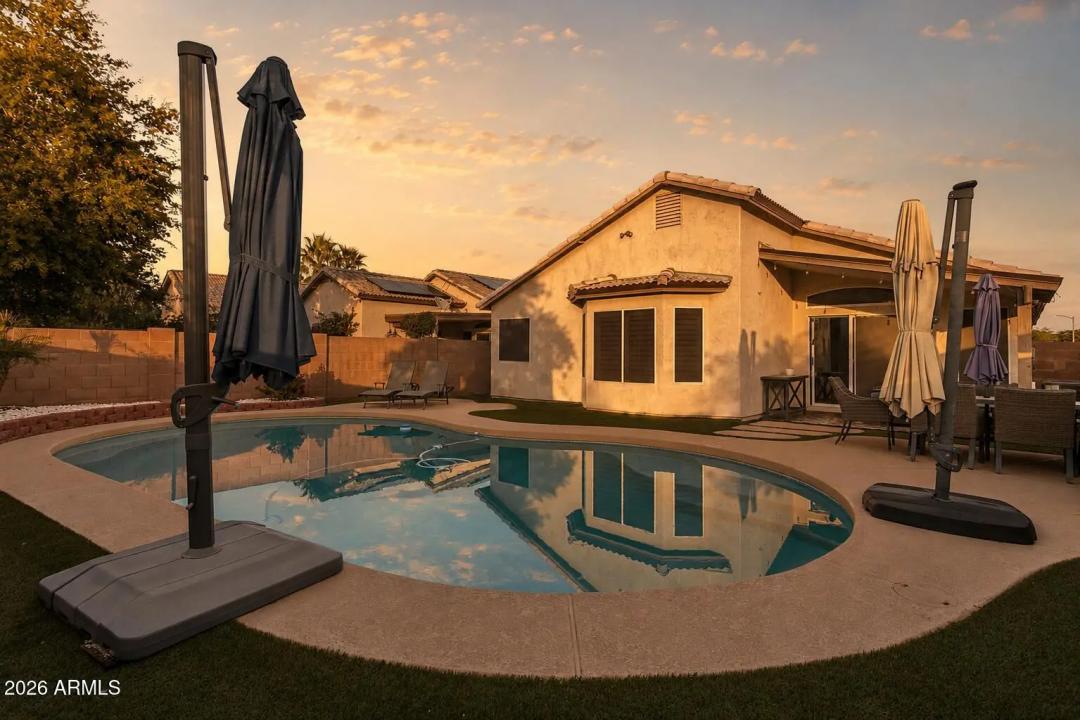 Real Estate Picture 30