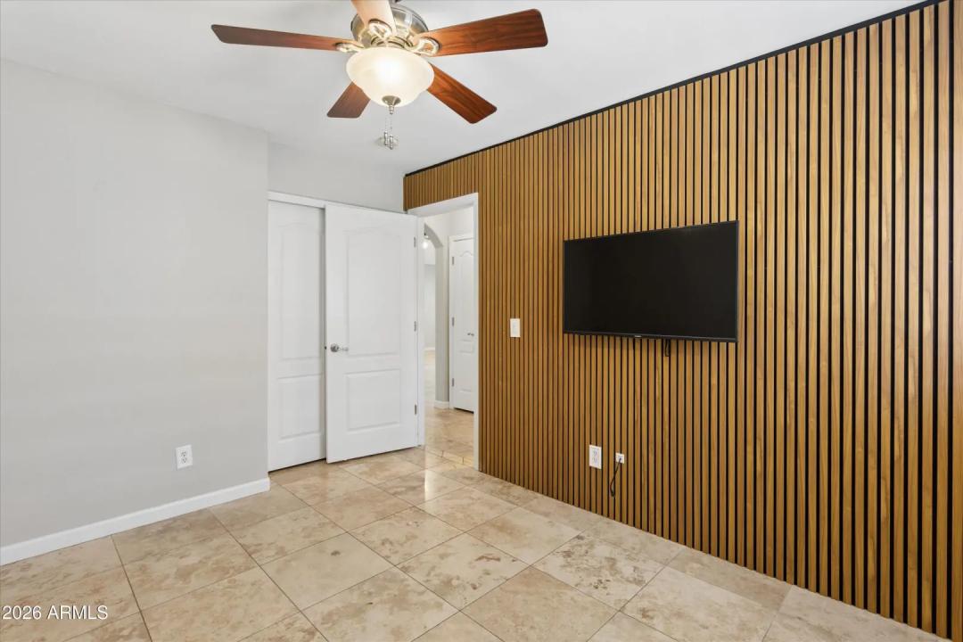 Real Estate Picture 27
